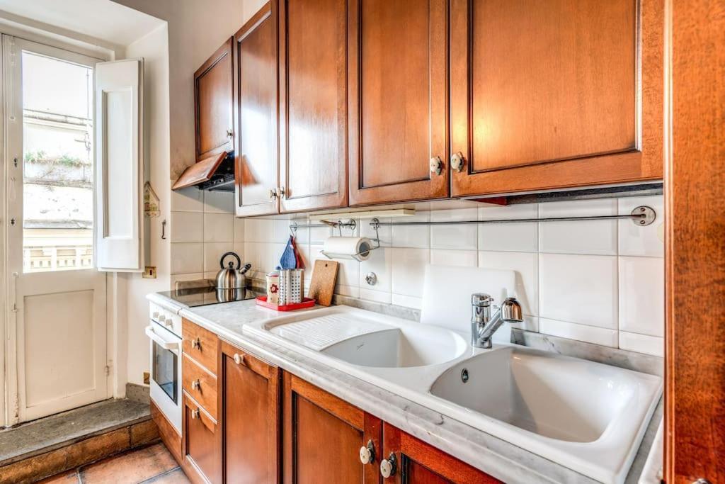 Appartement Flat With Lovely Views Near Piazza Navona *